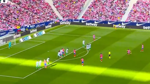 Julián Álvarez brilló con un gol sensacional.