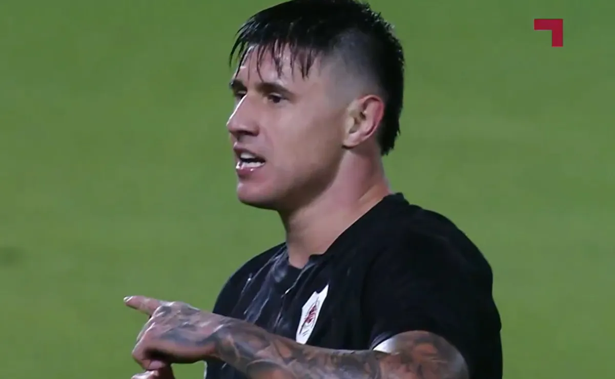 Bareiro marcó un doblete.
