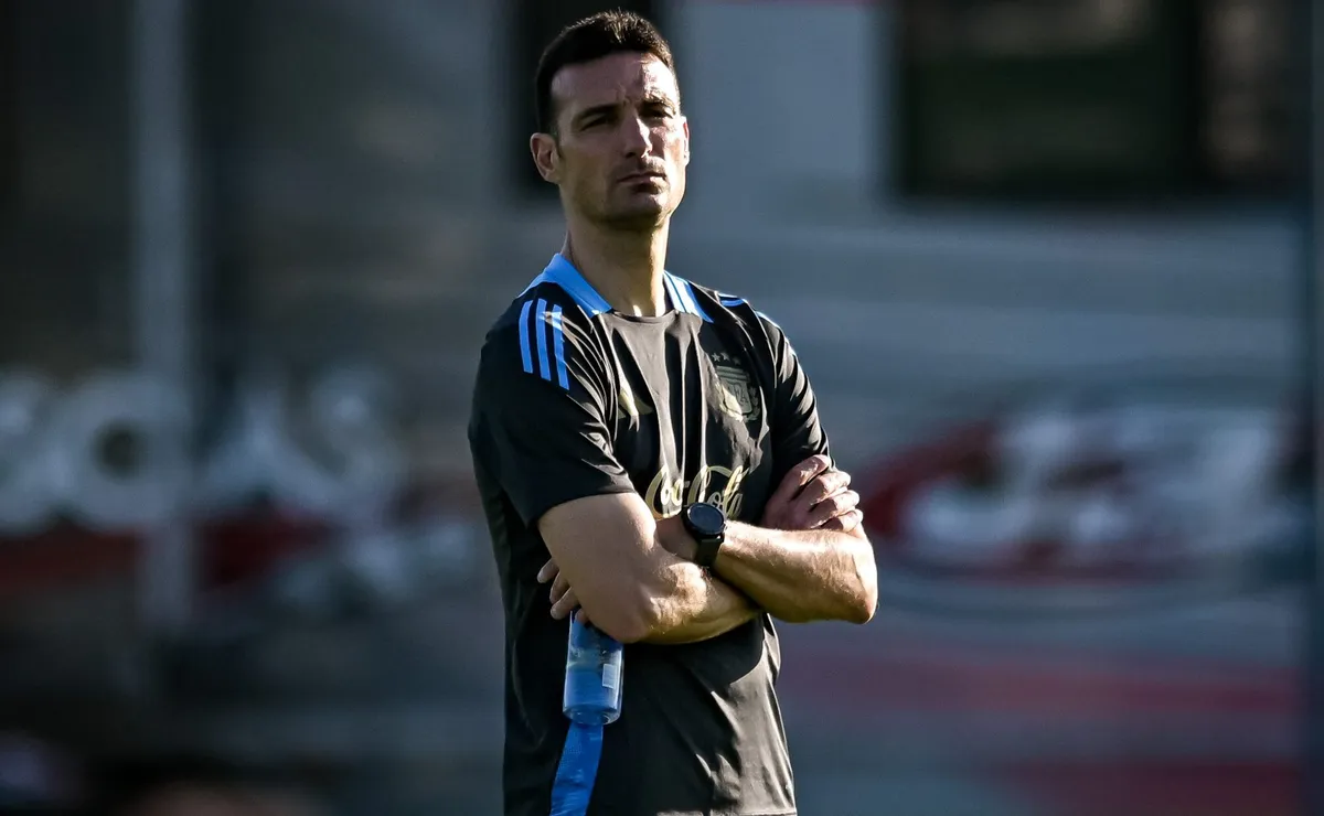Scaloni prepara la lista de convocados locales.