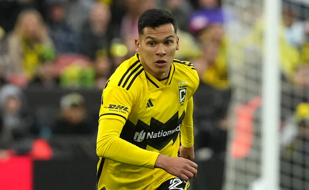 Columbus logra retener a Herrera.