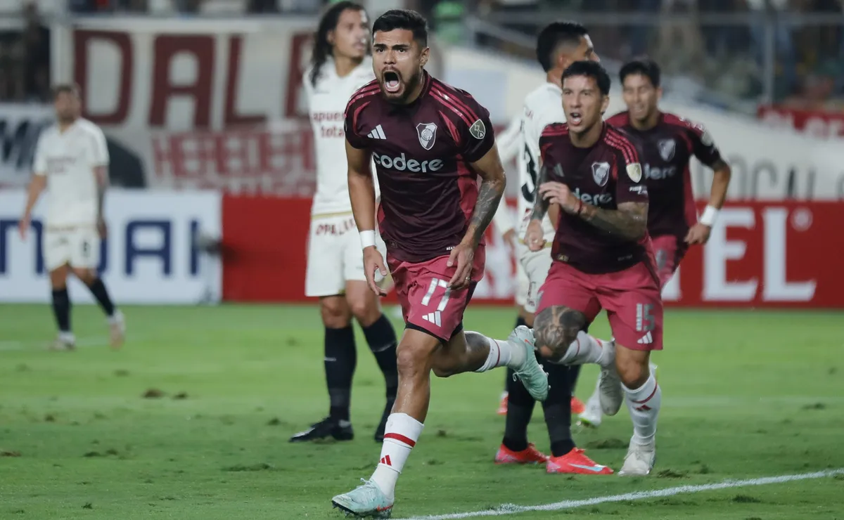 River cierra el grupo ante Universitario.
