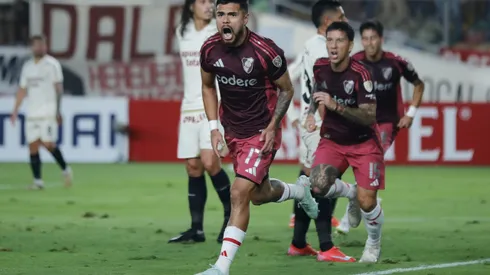 River cierra el grupo ante Universitario.