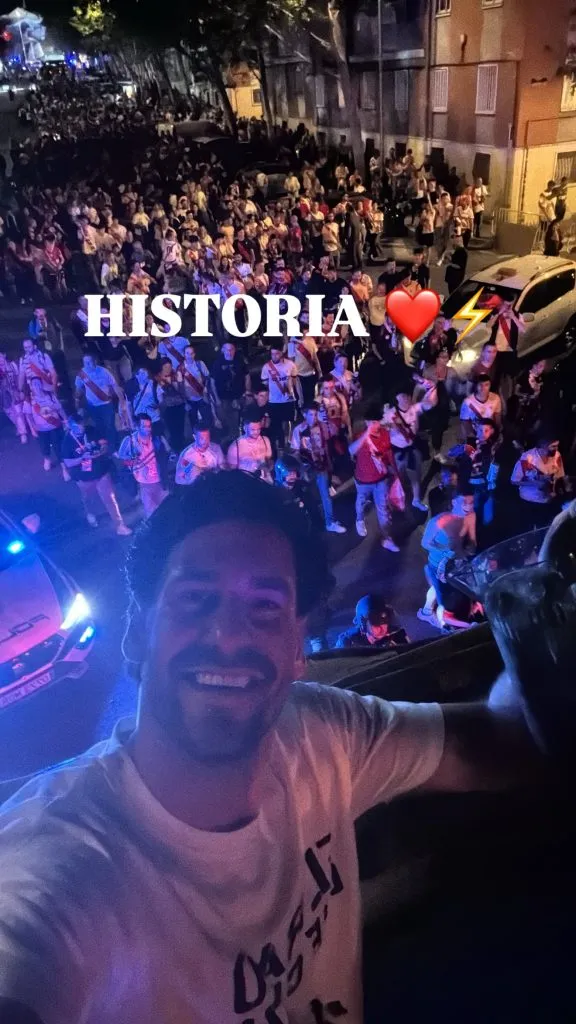 Batalla celebrando el pasaje a la Conference League.