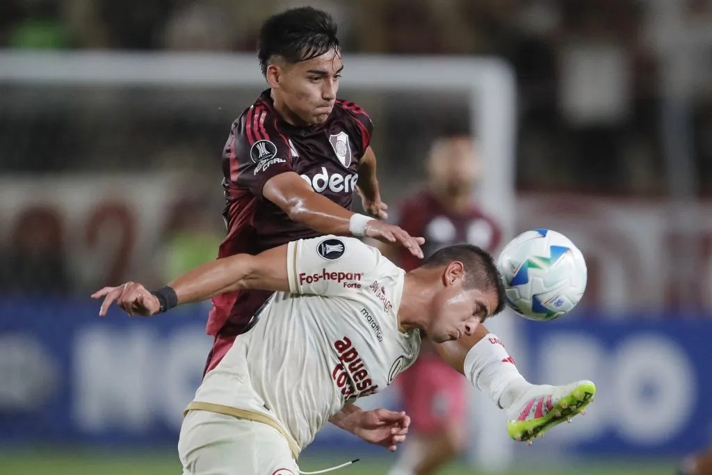 River recibe a Universitario.