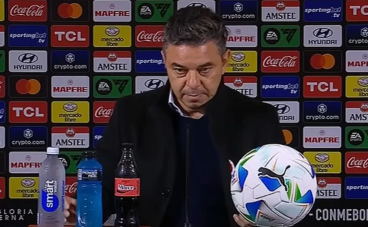 Marcelo Gallardo y un ringtone que interrumpió su conferencia.