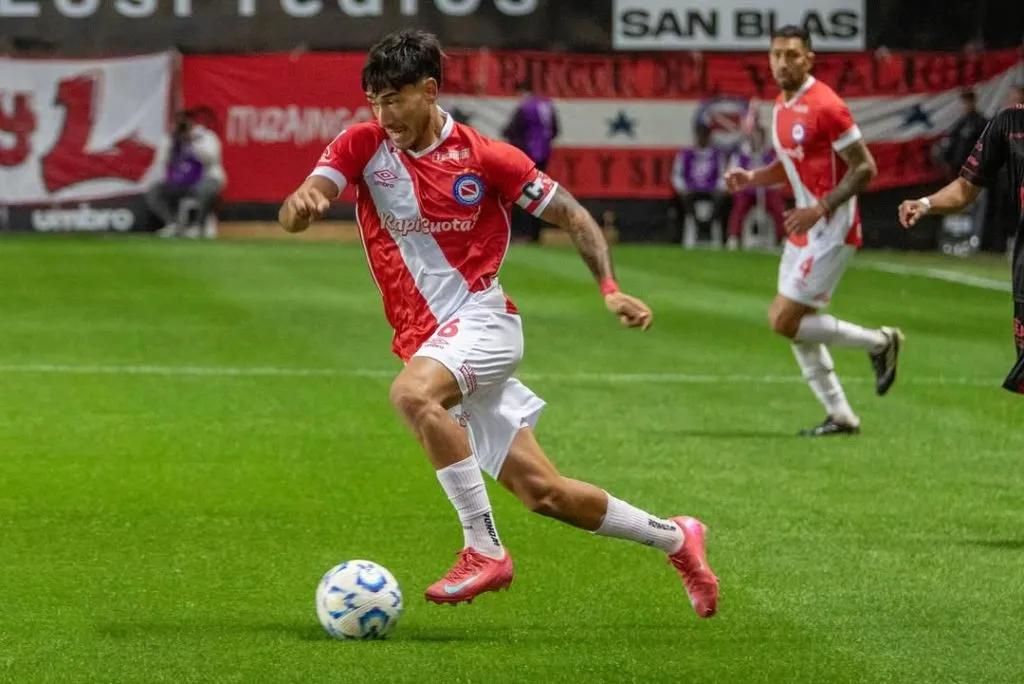 Román Vega es uno de los apuntados por Gallardo para River. (Prensa AAAJ)