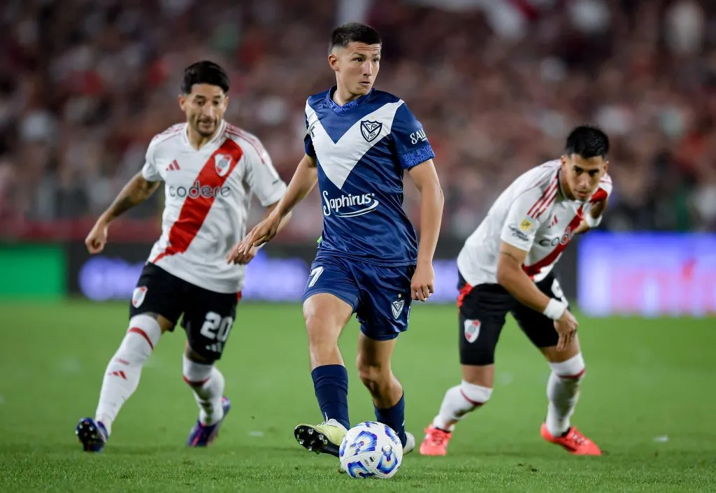 El jugador de Vélez habló de River. Getty