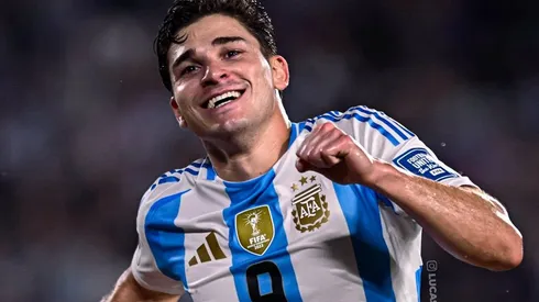 Julián Álvarez puso el primero de la Selección.