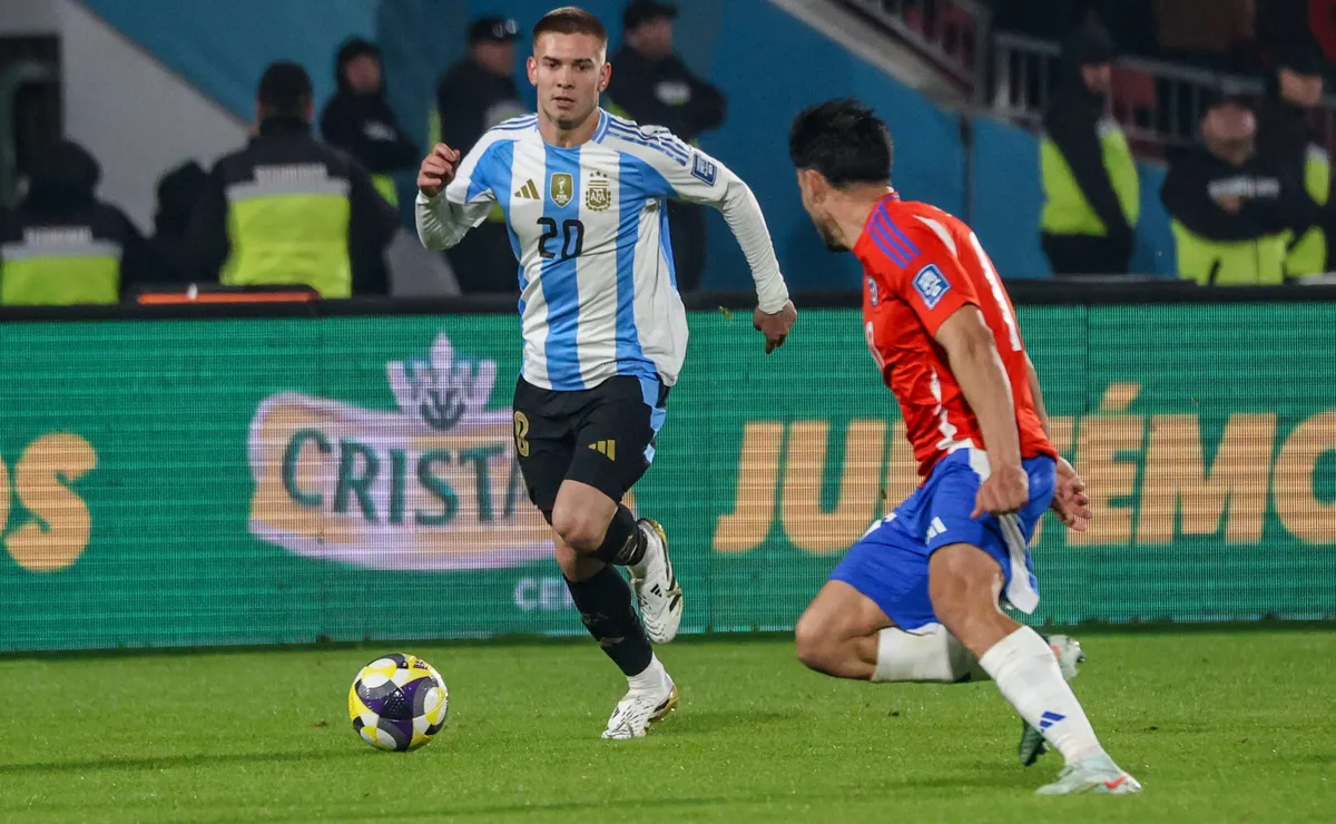 Mastantuono, el más joven en debutar en la Selección Argentina.