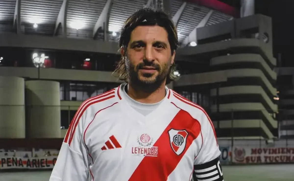 El Chori fue homenajeado en Glorias.