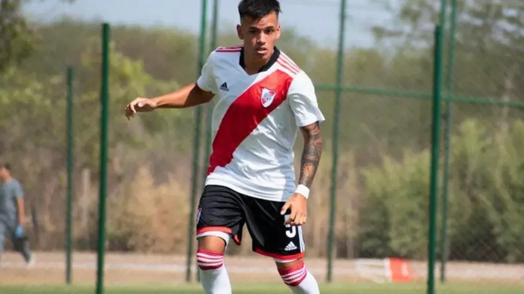 Bustinduy jugará en Maipú de Mendoza.