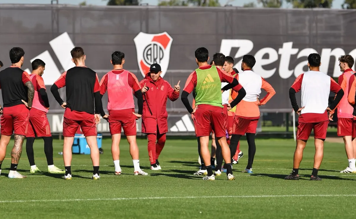 Gallardo no cambia su postura con los borrados.