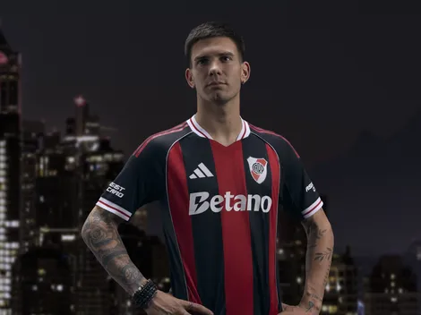 Tras ser vendido al Real Madrid, Mastantuono presentó la nueva camiseta de River