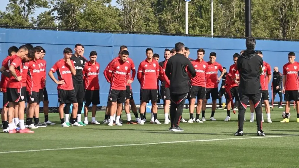 Gallardo espera los entrenamientos para definir quiénes juegan en Córdoba.