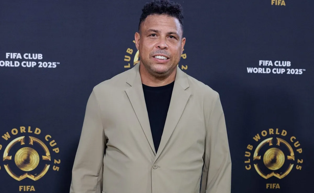 Ronaldo eligió entre River y Boca.