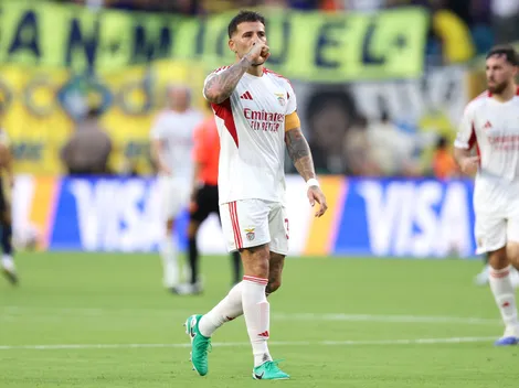 ¿Los gastó? La risa de Otamendi por el festejo ante la gente de Boca