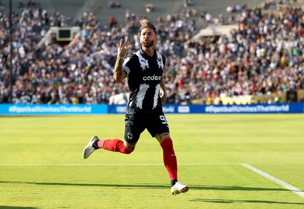 Sergio Ramos, de cabeza, había puesto el 1-0 de Monterrey frente a Inter en la primera parte. (Foto: Getty).