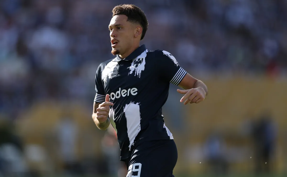 Lucas Ocampos, el ex River que lo enfrentará con Monterrey.