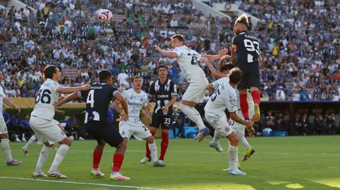El futbolista estaría en duda para mañana.