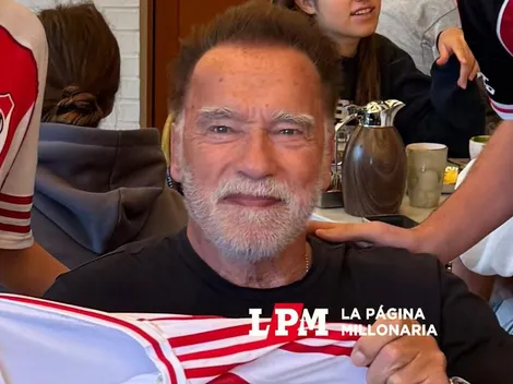 Se hizo viral: la foto de Schwarzenegger con la camiseta de River en el Mundial de Clubes