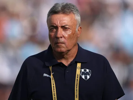 Insólito: el DT de Monterrey criticó a River por las infracciones