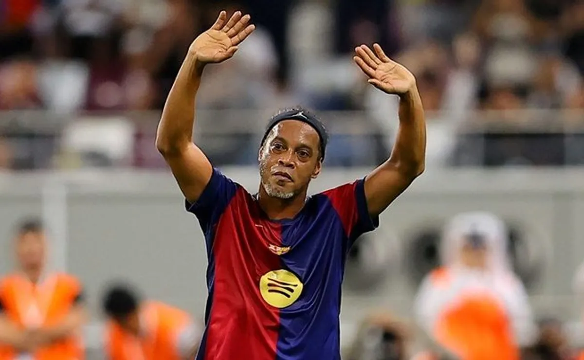 Ronaldinho jugará en el Monumental.