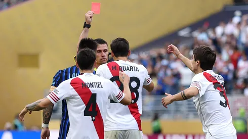 Martínez Quarta se fue expulsado.