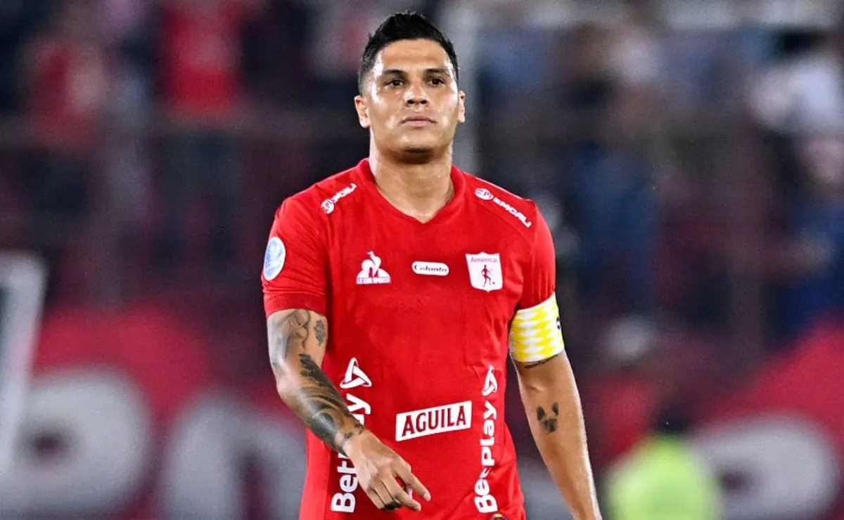América de Cali quiere plata por Juanfer Quintero.