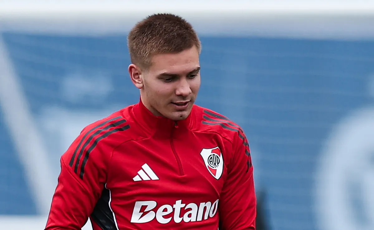Mastantuono no entrena más en River.