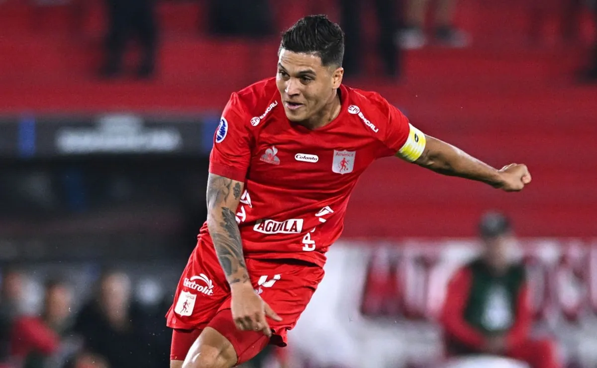 River negocia con América de Cali por Juanfer.