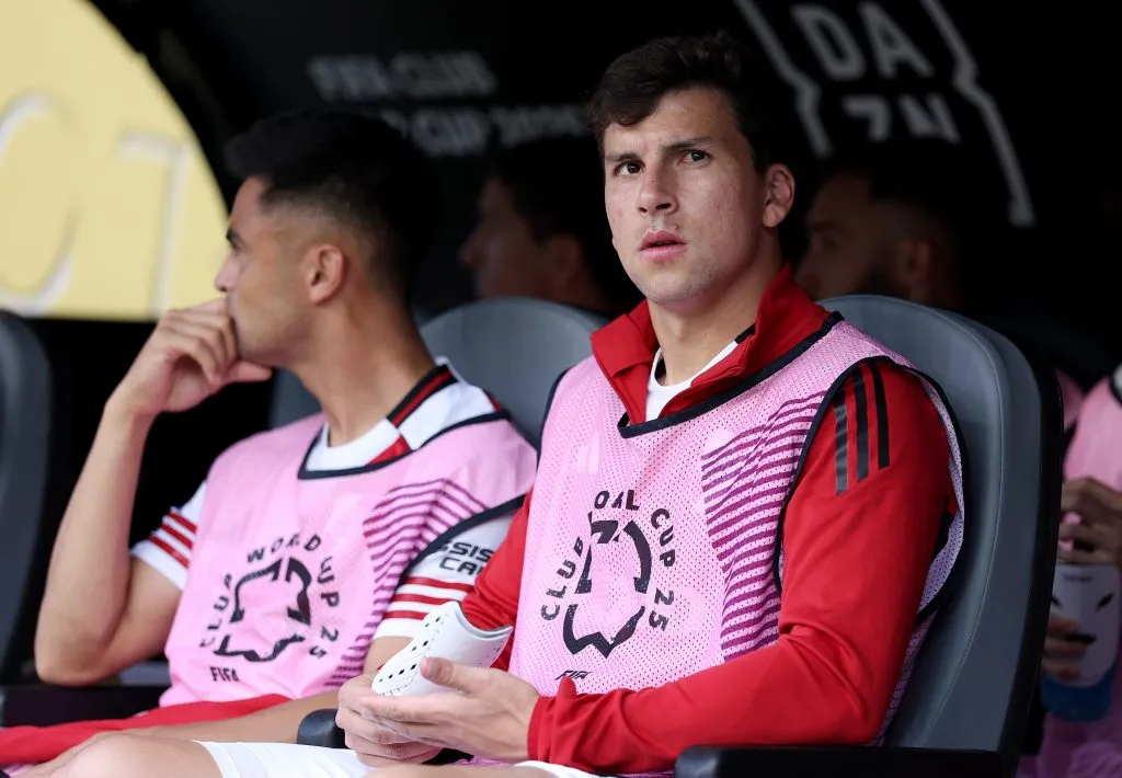 Tapia tendría todo arreglado para seguir en San Pablo de Brasil.