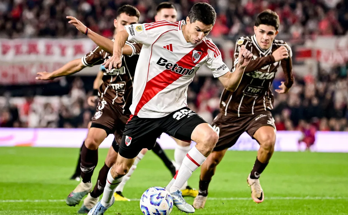 River recibe a Platense.
