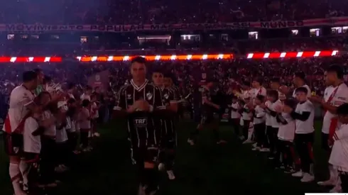 El Millonario le hizo el pasillo al Calamar.