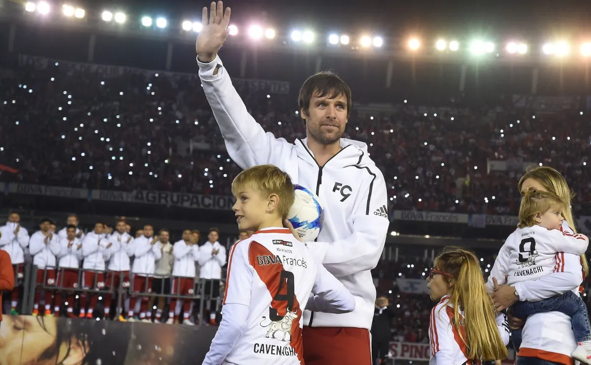 El ex delantero fue confirmado para el partido.