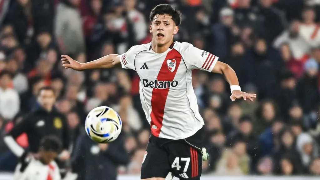 El juvenil podría ser titular esta noche frente a Instituto.