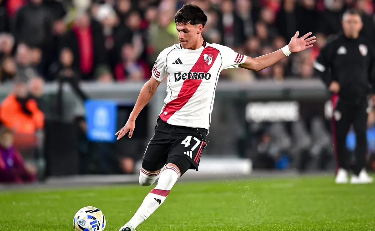 Juan Cruz Meza pelea por un puesto. (Getty)
