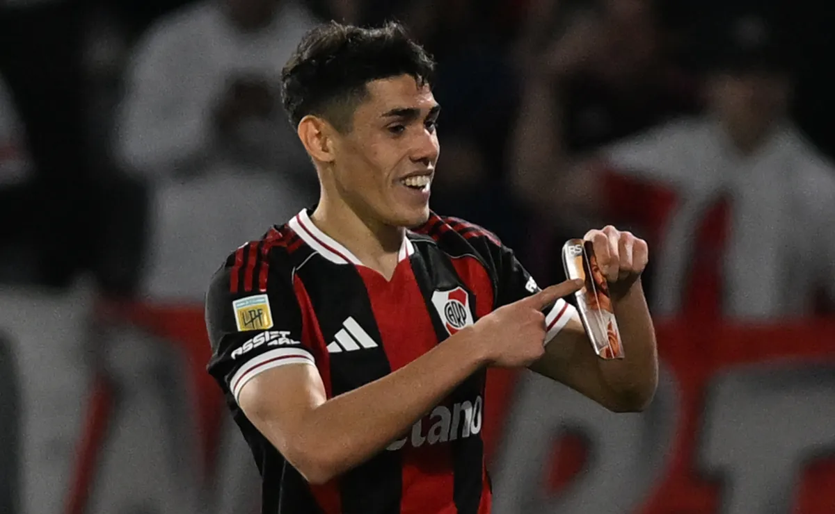 El juvenil tiene nuevo acuerdo con el club.