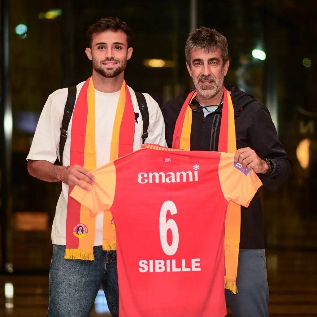 La presentación de Kevin Sibille en el East Bengal de India.