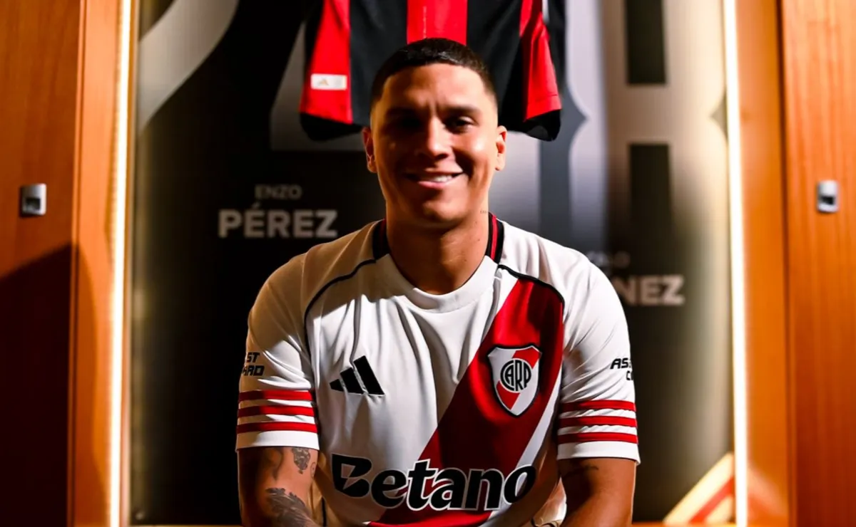 Juanfer Quintero podría ser titular ante Palmeiras.