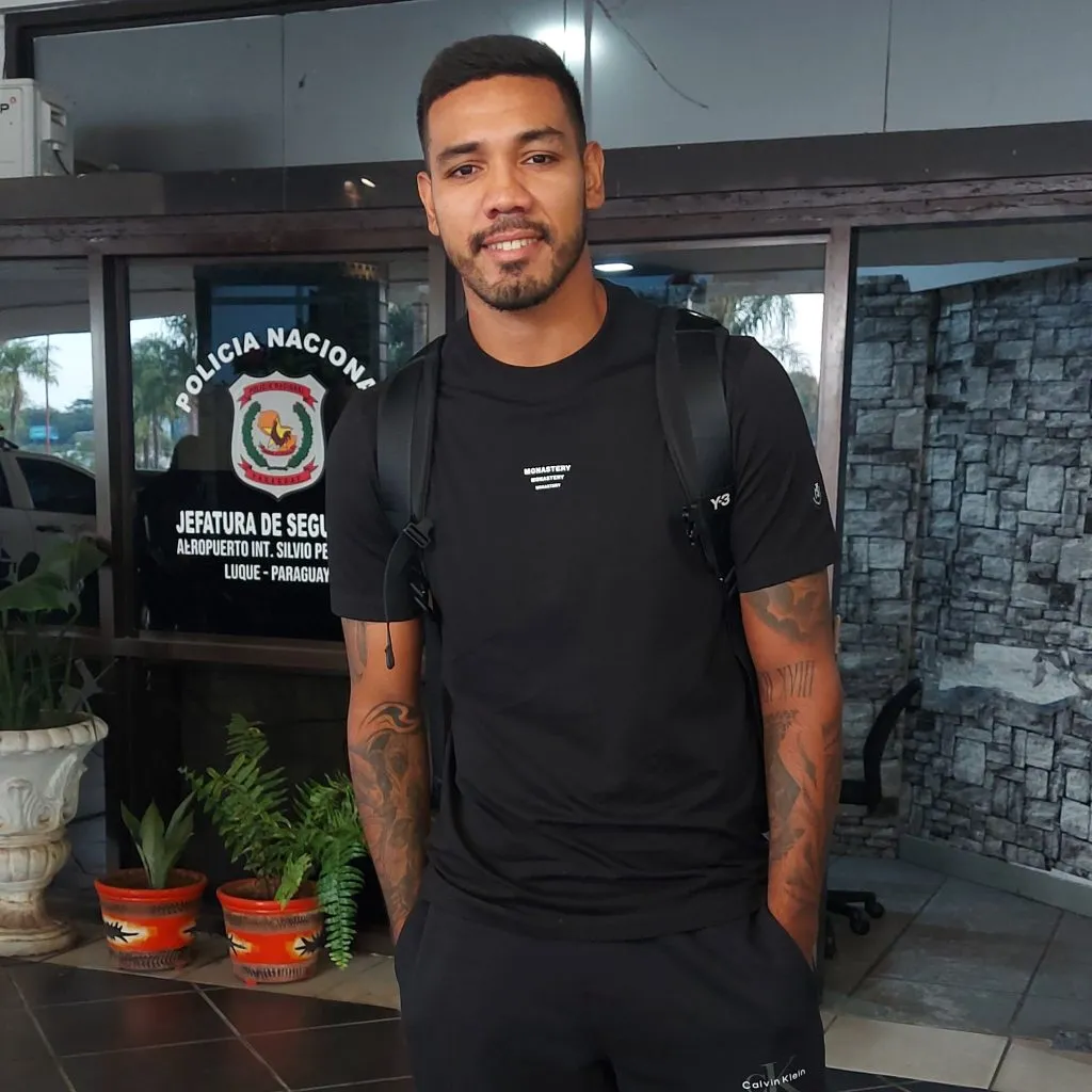 Martínez llegará a Olimpia por 18 meses. (X: @FerjoseG)