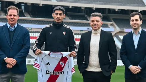 Portillo podría debutar ante Independiente.