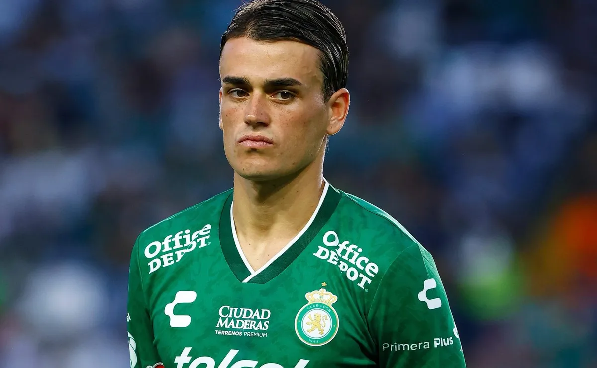 Nico Fonseca podría jugar en Valencia.