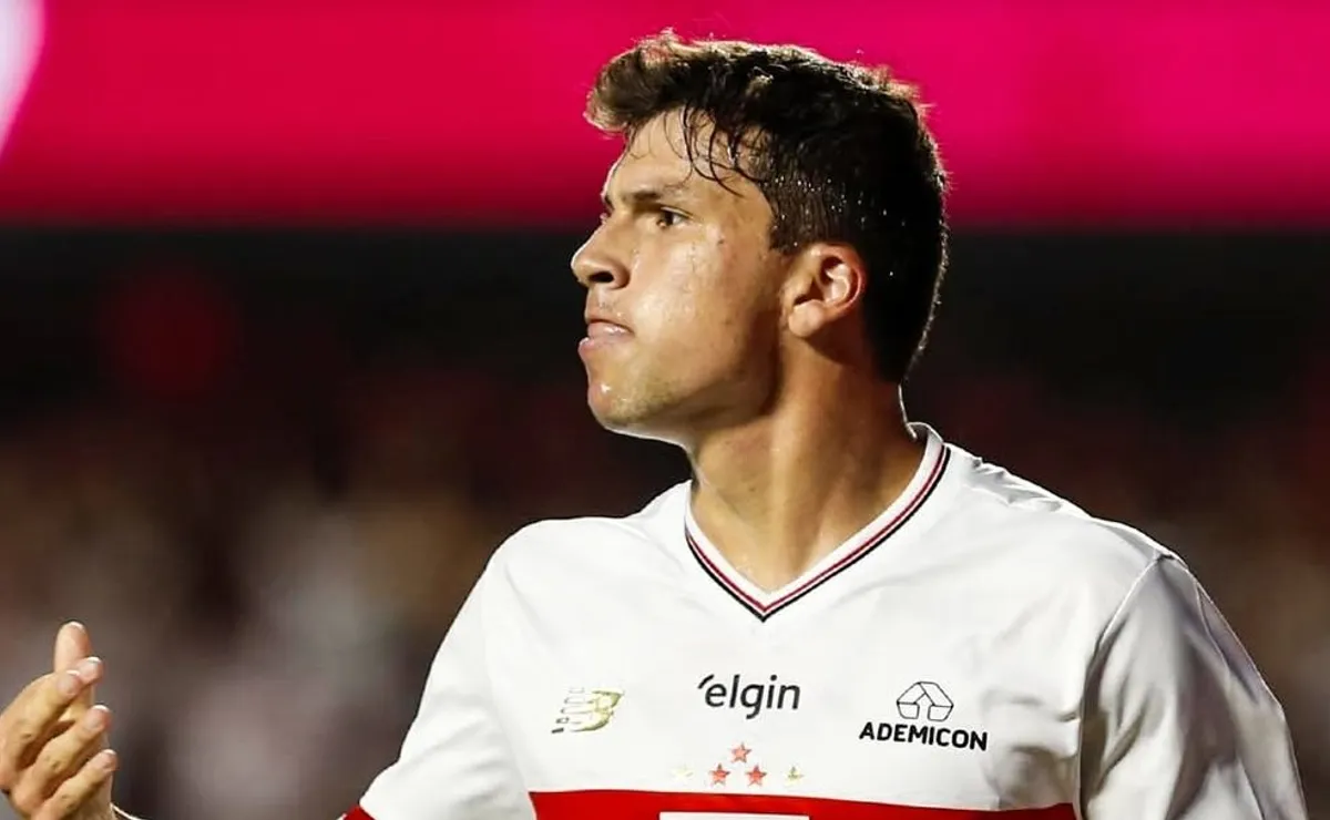 Primer gol de Gonzalo Tapia en Brasil (Foto: Sao Paulo).