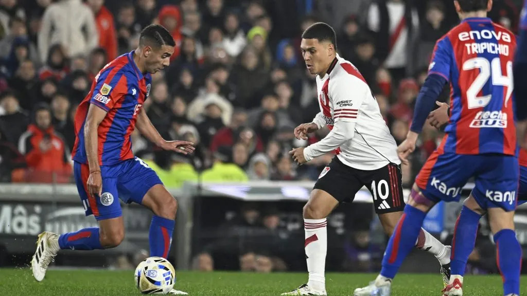 Quintero volvió a jugar en River y sumó minutos ante CASLA.