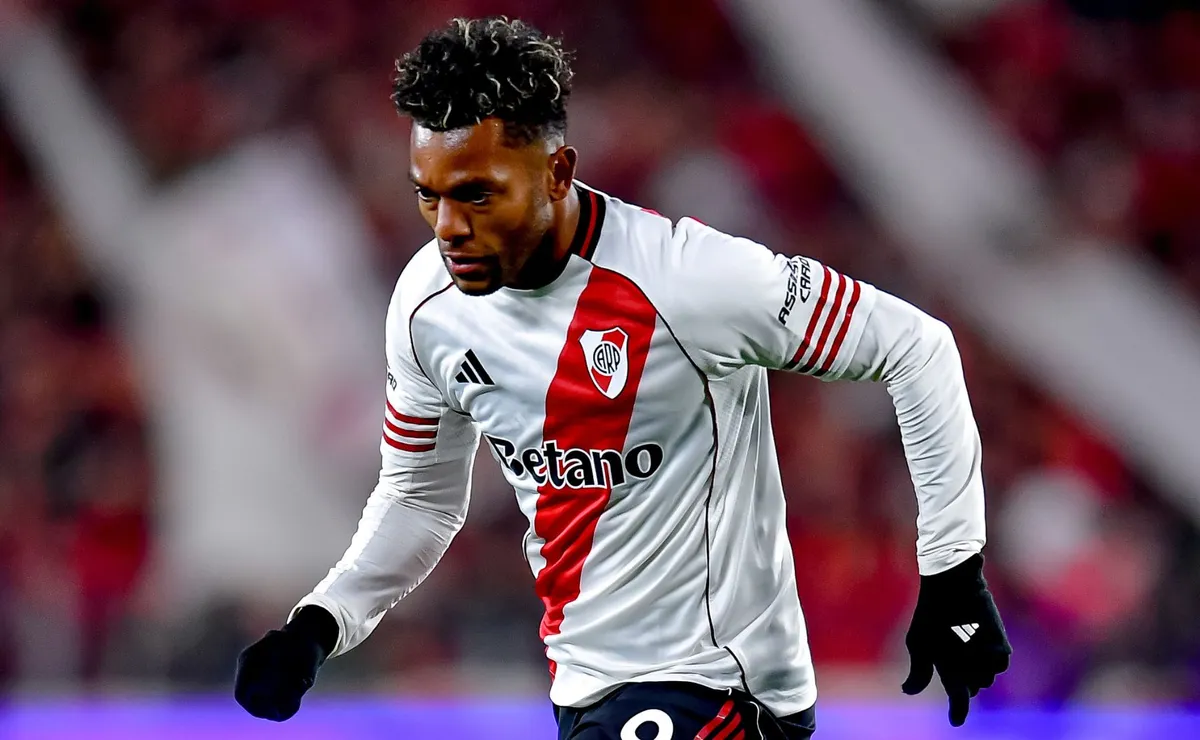 Miguel Borja volverá a ser titular por la lesión de Salas.