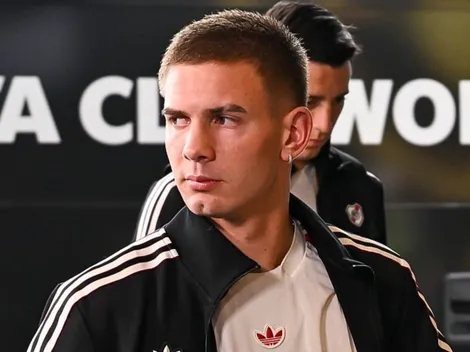 El inesperado gesto de Mastantuono al llegar a España con unos hinchas de River