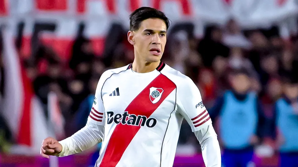 Martínez Quarta no llega a la ida ante Libertad.