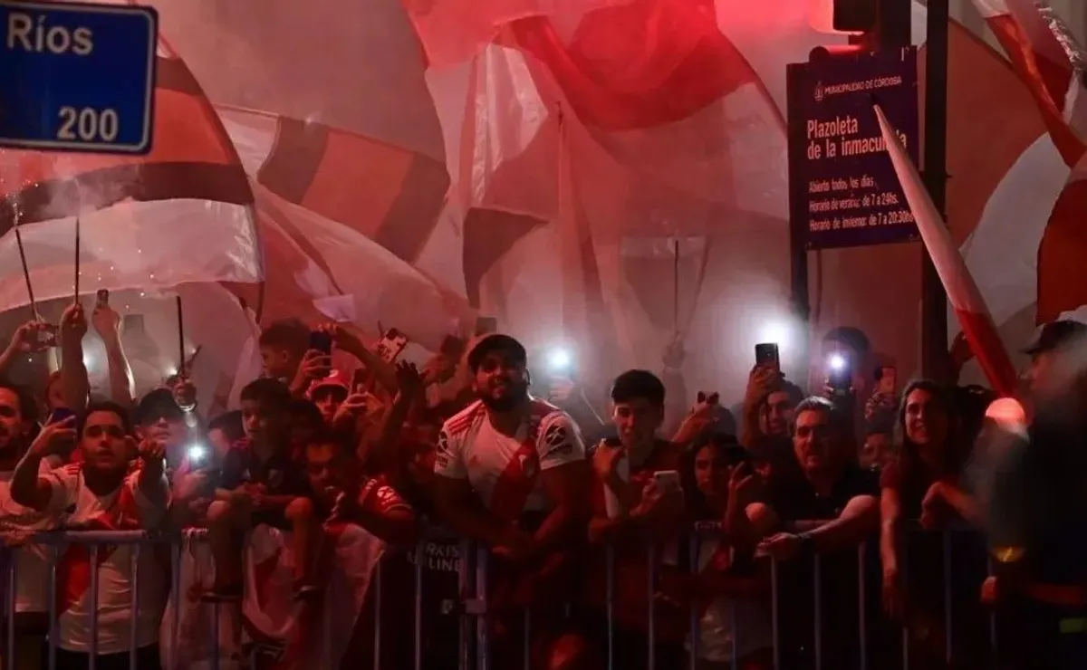 Se espera mucho público en el hotel de River.