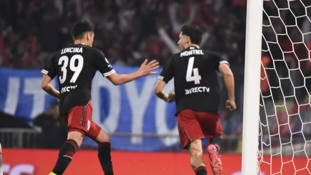 Montiel metió el primer doblete de su carrera. Foto: Copa Argentina.