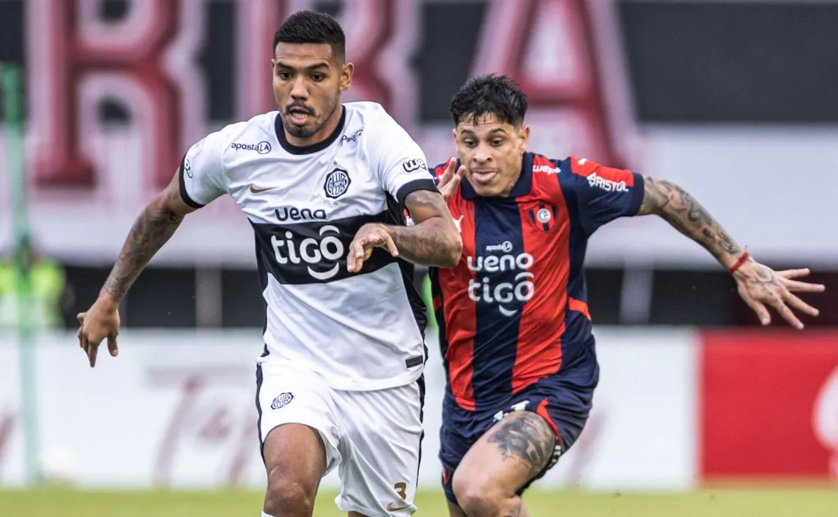 David Martínez jugó 11 partidos en Olimpia.